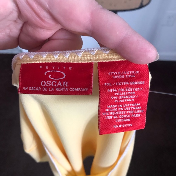 ⭕️ PRICE FIRM O Oscar de la Renta Small Petite Buttercup Yellow Short Sleeve Top - Picture 5 of 6